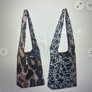 Diane von Furstenberg/Target Reversible Packable Market Bag Animal Print NWT#631